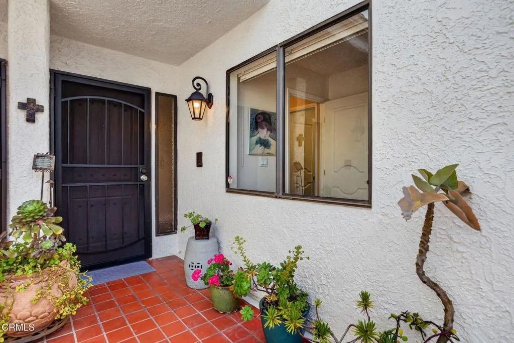 Photo of 864 Vallecito Drive, Ventura, CA 93001 (MLS # V1-36259)