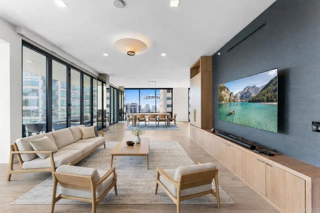 Photo of 2604 5th Avenue #702, San Diego, CA 92103 (MLS # NDP2603827)