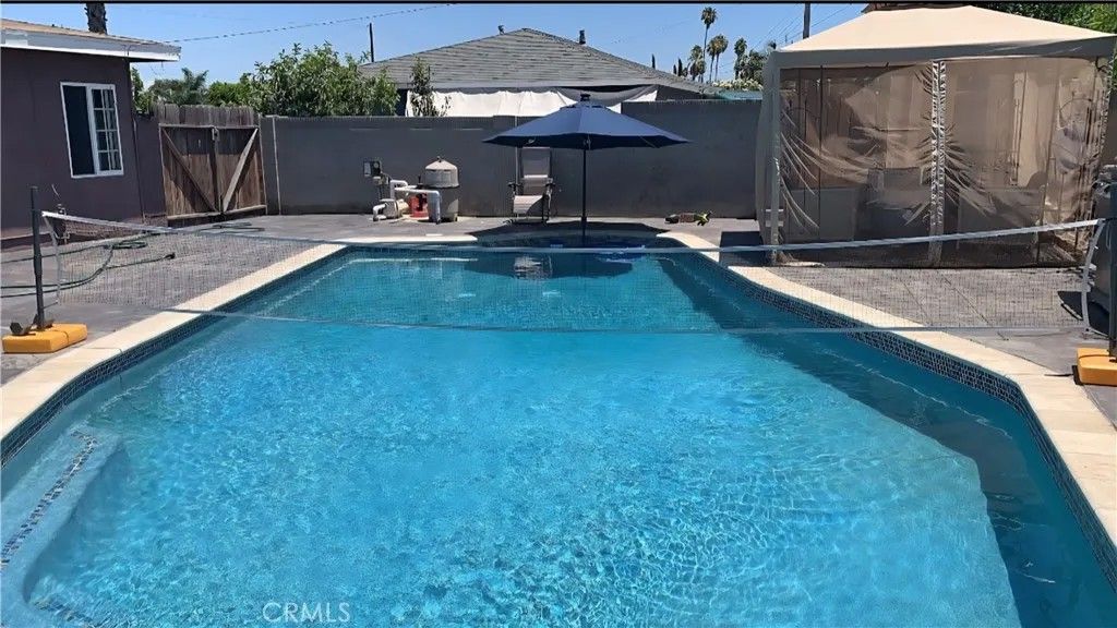 Photo of 2426 Marty Ln, Santa Ana, CA 92706 (MLS # IG26035227)