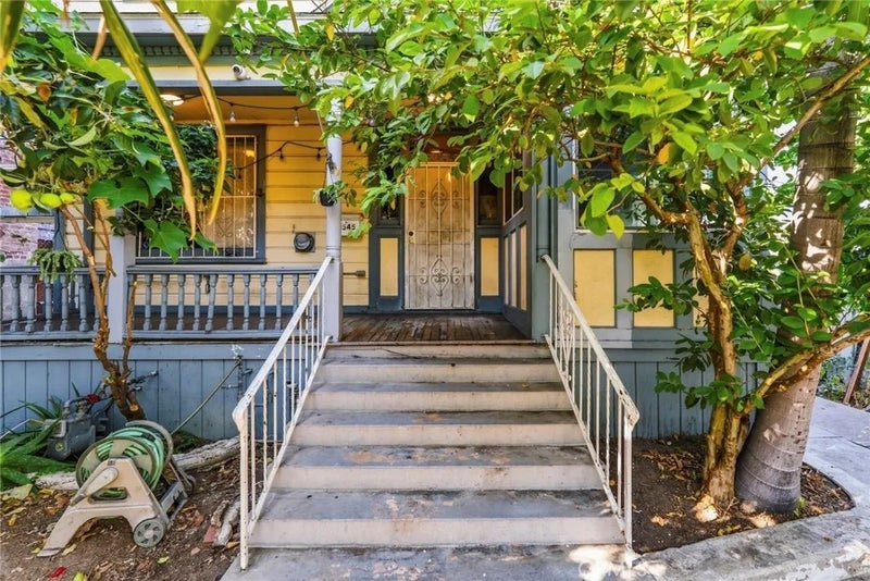 1545 Cambria