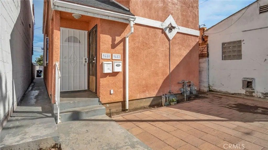 Photo of 9650 S Western Ave, Los Angeles, CA 90047 (MLS # RS26041498)