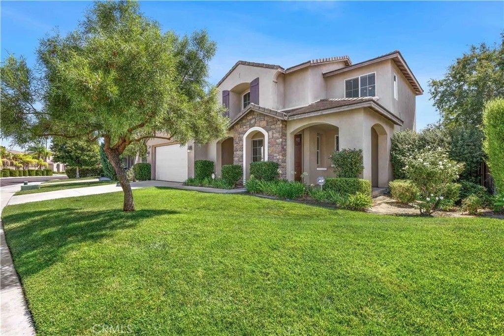 Photo of 23563 Kathryn Street, Murrieta, CA 92562 (MLS # SW25197879)
