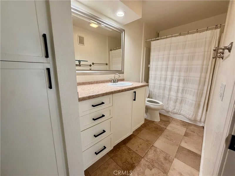 2500 San Gabriel