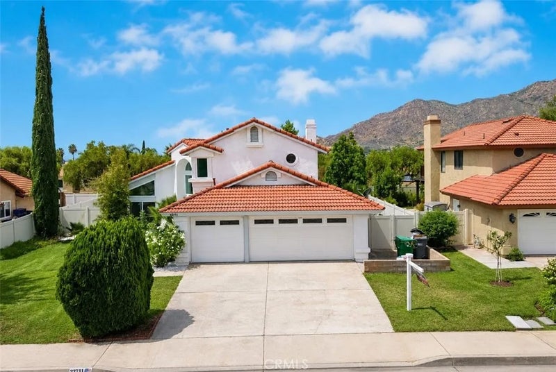 23711 Redbark