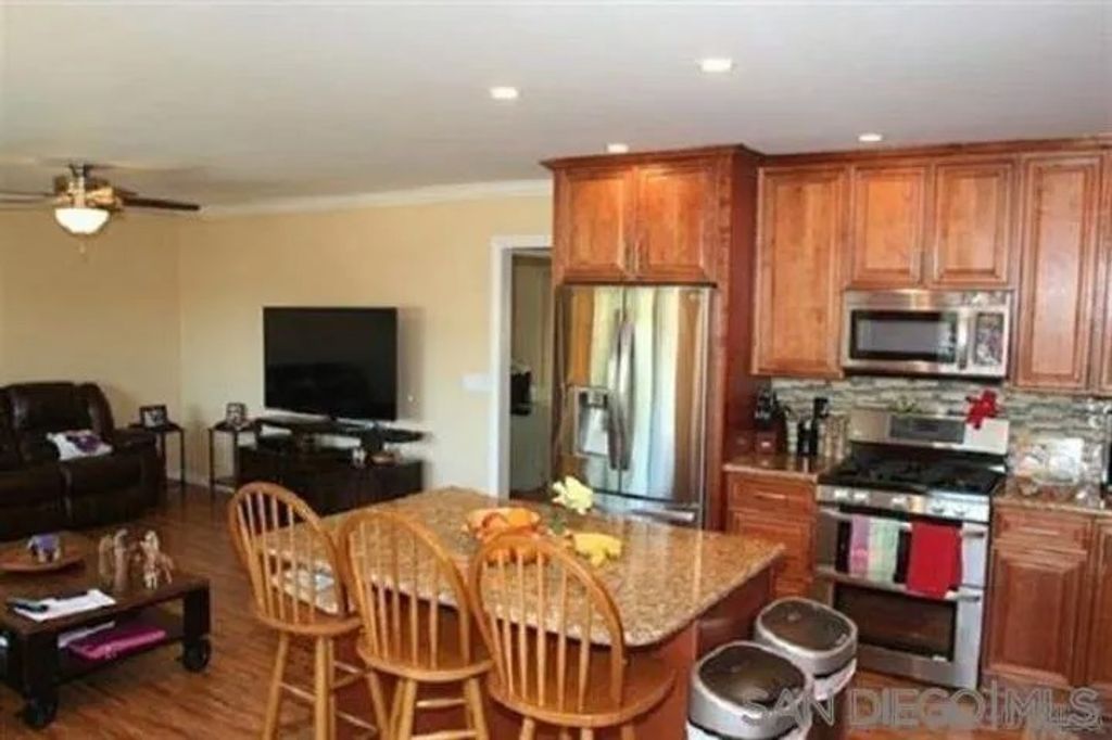 Photo of 804 W 7th Avenue, Escondido, CA 92025 (MLS # 260002630)