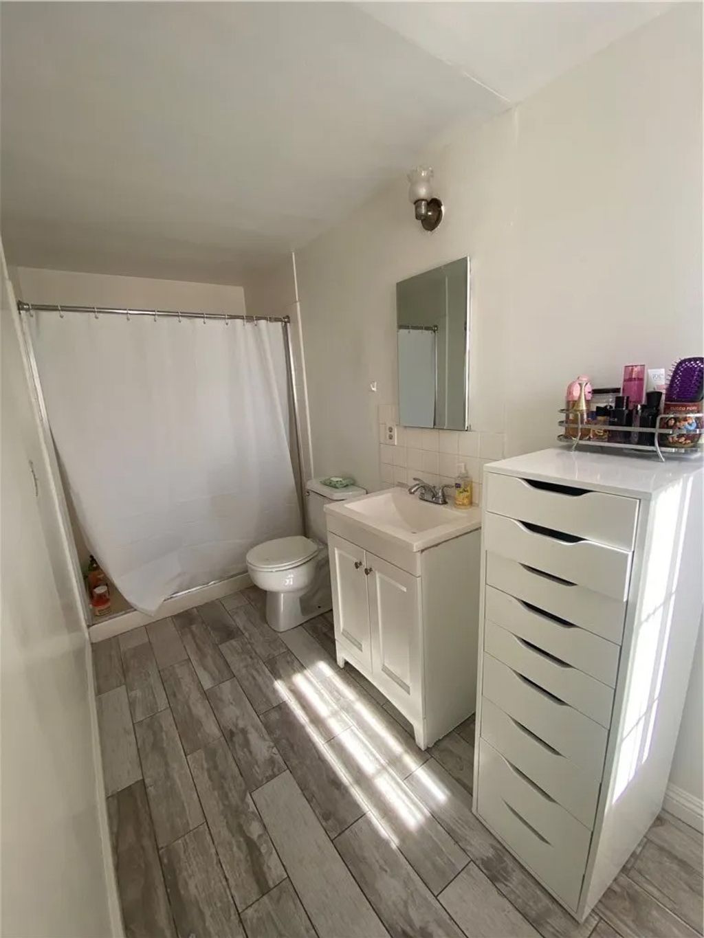 Photo of 301 W Parkwood Ave, La Habra, CA 90631 (MLS # PW26035199)