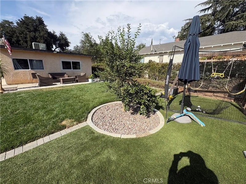 35256 Acacia
