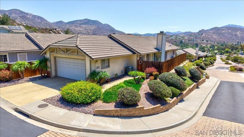 1285 Buttonwood Ct
