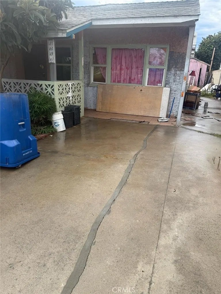 Photo of 1606 W 206th ST, Los Angeles, CA 90501 (MLS # IV26197546)