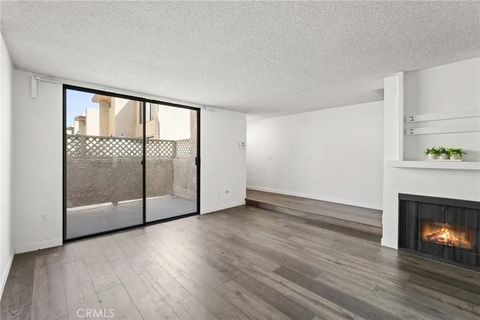 Tiny photo for 22038 Vanowen St #215, Woodland Hills, CA 91303 (MLS # SR25235684)