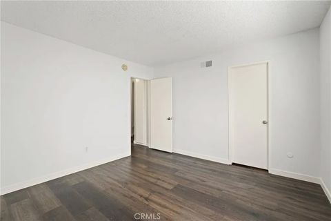 Tiny photo for 22038 Vanowen St #215, Woodland Hills, CA 91303 (MLS # SR25235684)
