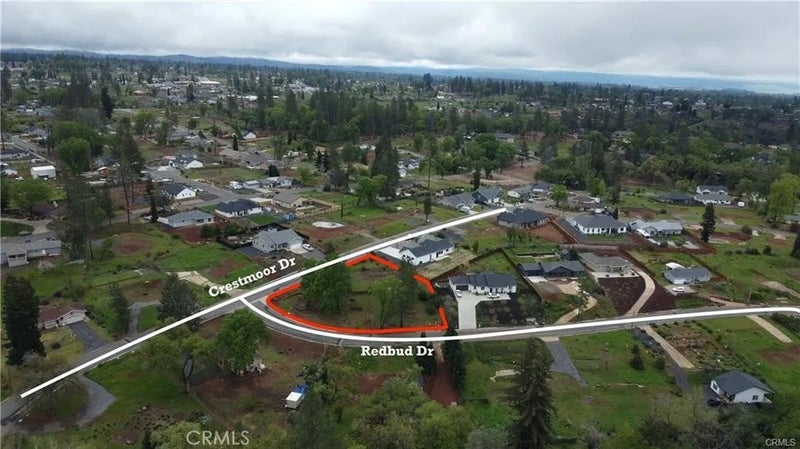 5921 Crestmoor