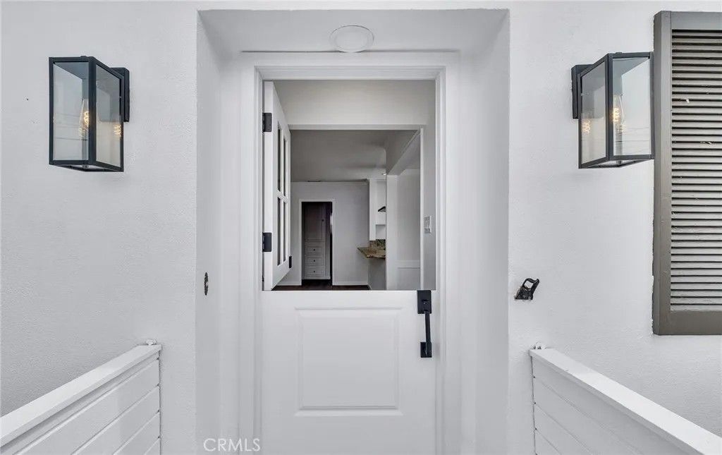 Photo of 1536 Bonnie Brae St, Hermosa Beach, CA 90254 (MLS # SB26070429)