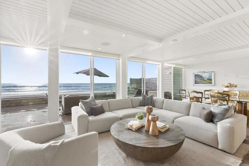 2418 Ocean Front