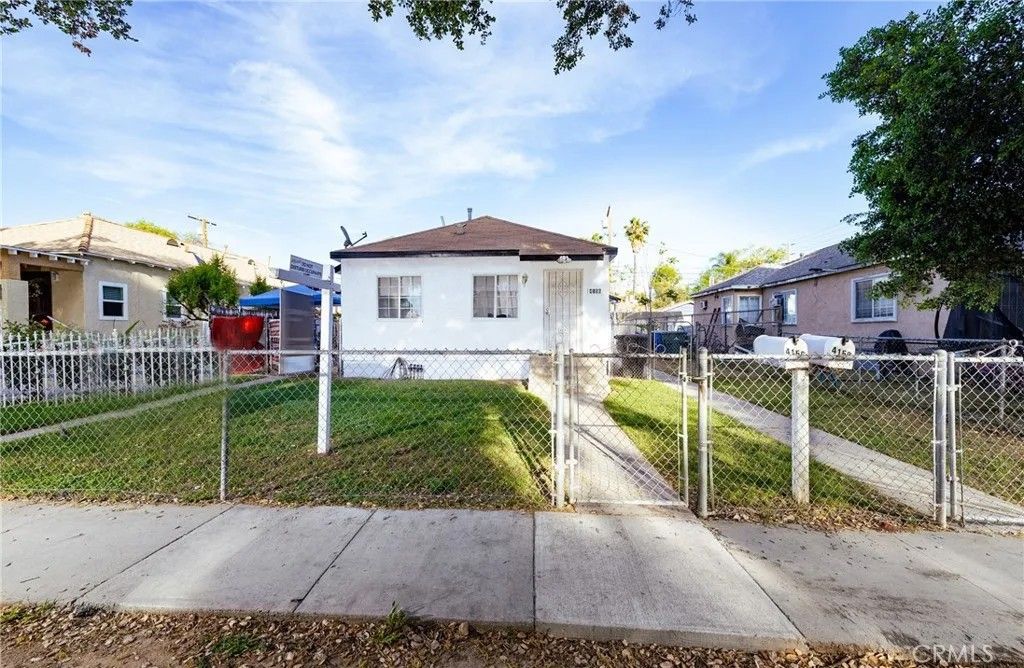 Photo of 4156 Dwight Ave, Riverside, CA 92507 (MLS # DW26059479)