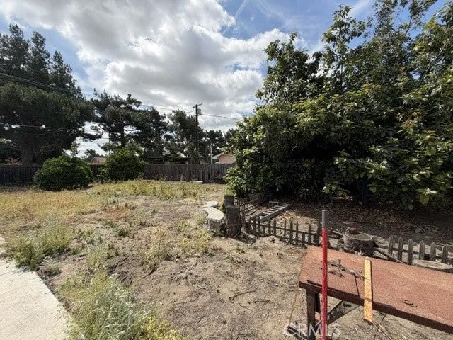 141 S Covina
