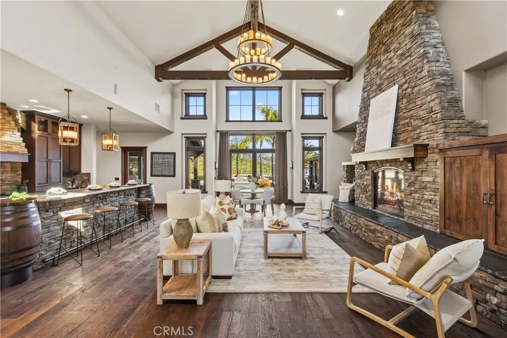 41570 Avenida Bordeaux