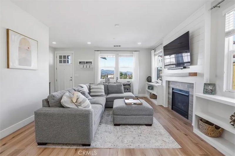3173 Daisy Lane