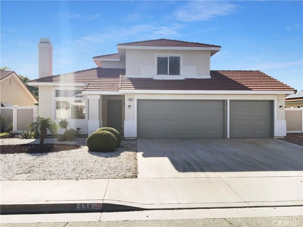 Photo of 994 Reinhart Street, San Jacinto, CA 92583 (MLS # IV26023613)
