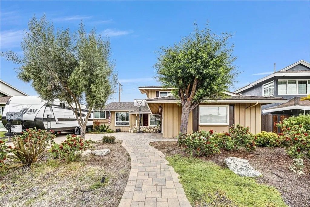 Photo of 750 Mariposa St, La Habra, CA 90631 (MLS # MB26076804)