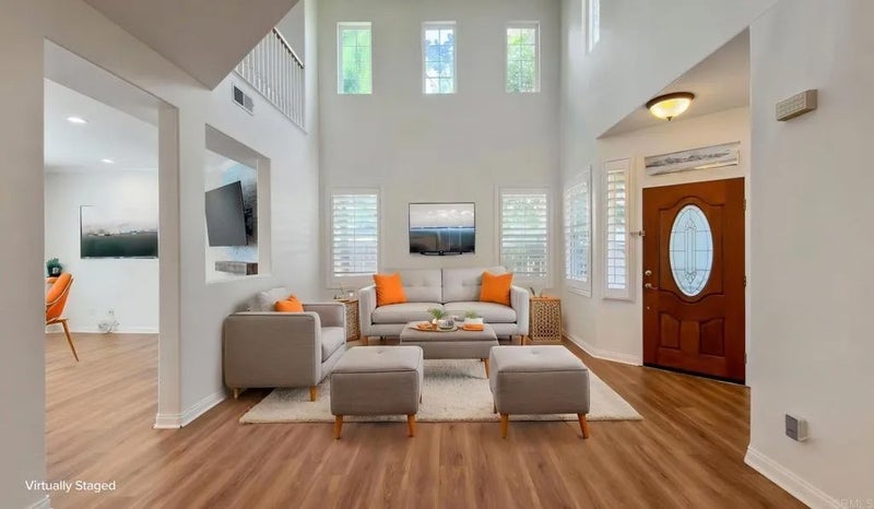 3033 Rancho La Presa