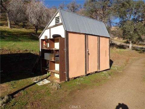 Tiny photo for 46918 Creekside Road, Squaw Valley, CA 93675 (MLS # FR25247079)