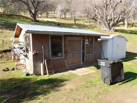 Tiny photo for 46918 Creekside Road, Squaw Valley, CA 93675 (MLS # FR25247079)