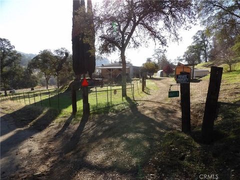 Tiny photo for 46918 Creekside Road, Squaw Valley, CA 93675 (MLS # FR25247079)