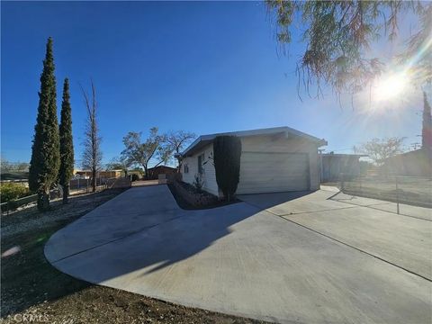 Tiny photo for 15801 Malpais Ln, Victorville, CA 92394 (MLS # CV25245840)