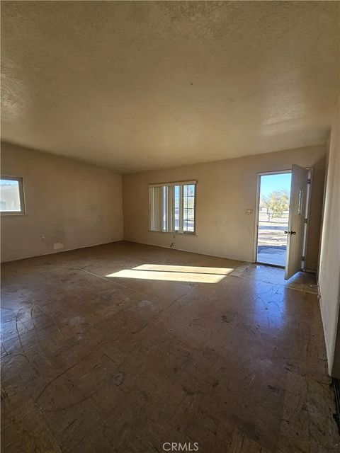 Tiny photo for 15801 Malpais Ln, Victorville, CA 92394 (MLS # CV25245840)