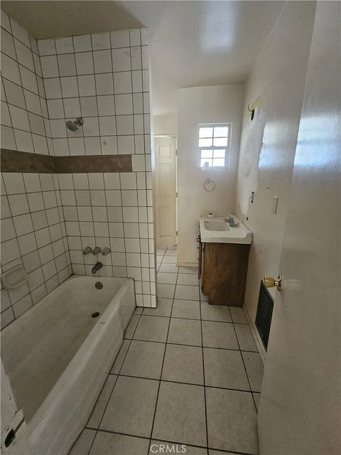 Tiny photo for 15801 Malpais Ln, Victorville, CA 92394 (MLS # CV25245840)
