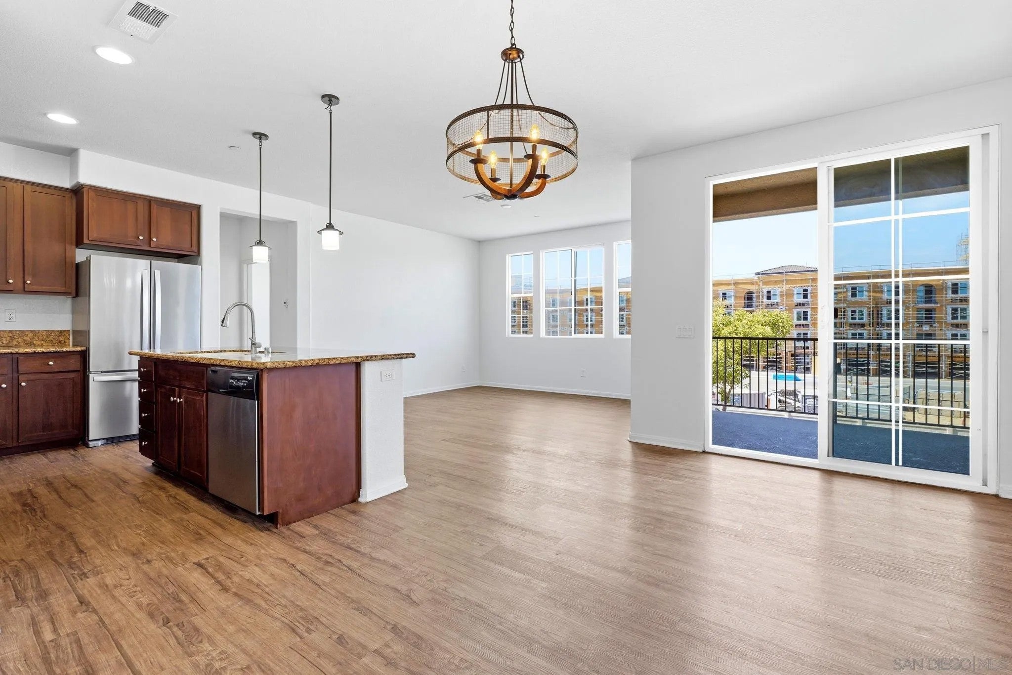 1541 El Prado St. 1