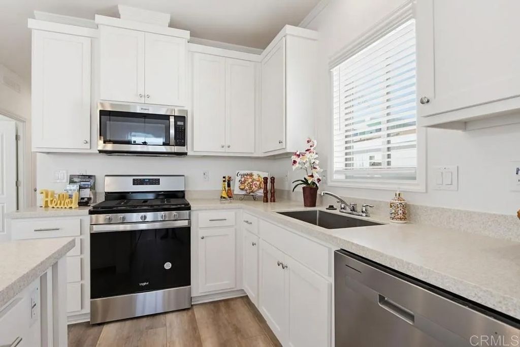 Photo of 42 Havenview Ln, Oceanside, CA 92056 (MLS # NDP2601069)