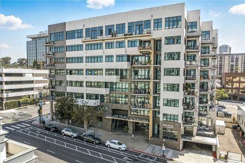 Tiny photo for 1551 4th Avenue #405, San Diego, CA 92101 (MLS # SW25176988)