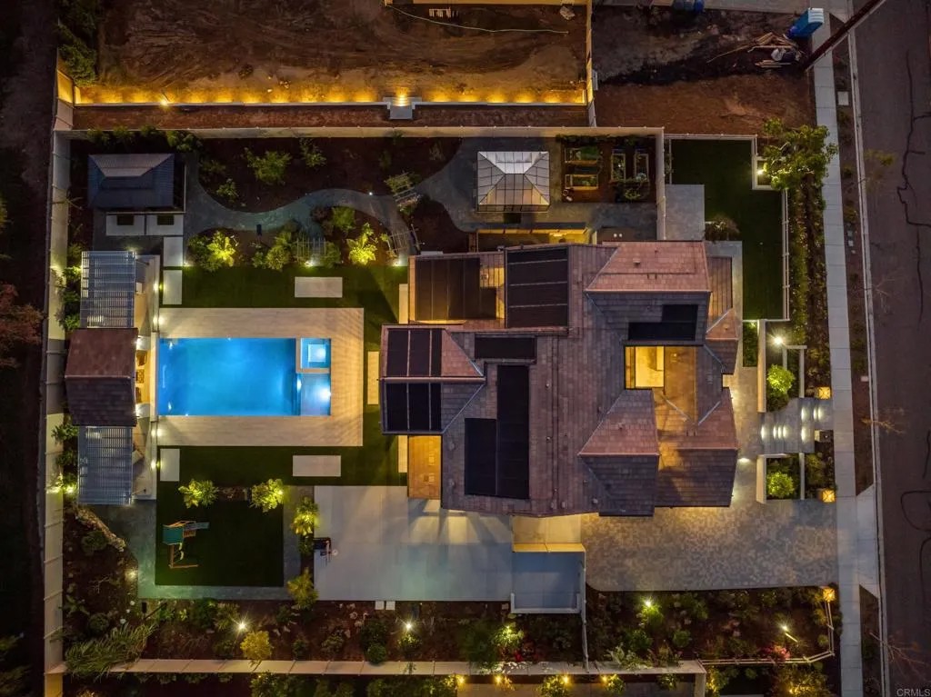 17945 Saint Andrews Drive