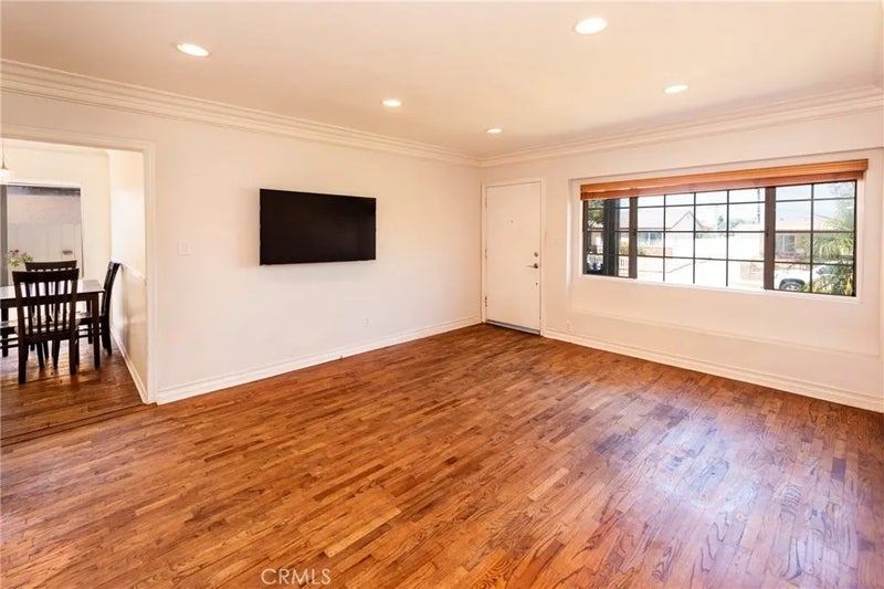 2422 W 238th