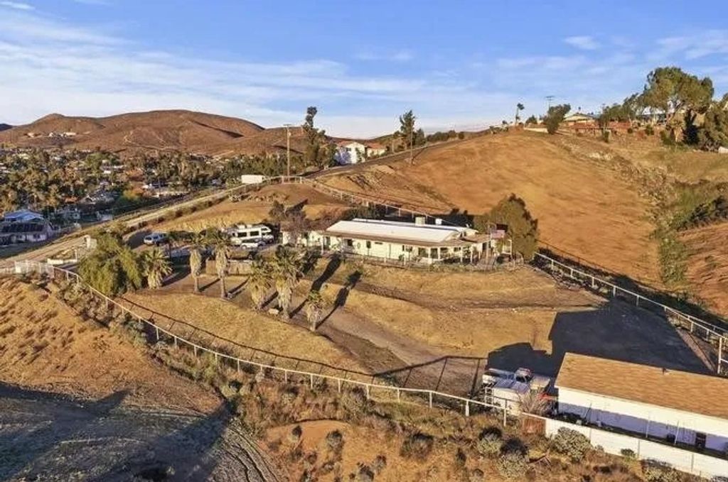 Photo of 24050 Juanita Dr, Menifee, CA 92587 (MLS # CV26029292)