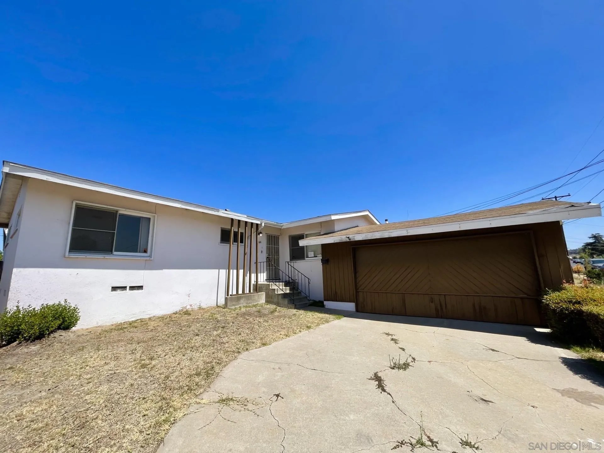 844 Pyramid St