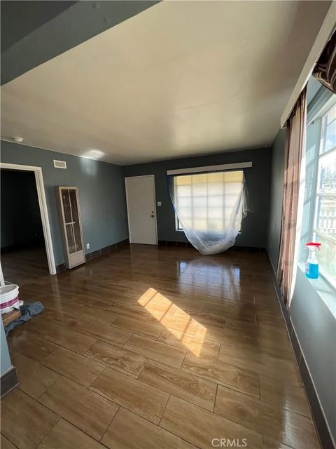 Tiny photo for 901 Wilson Rd, Bakersfield, CA 93308 (MLS # PW25252486)