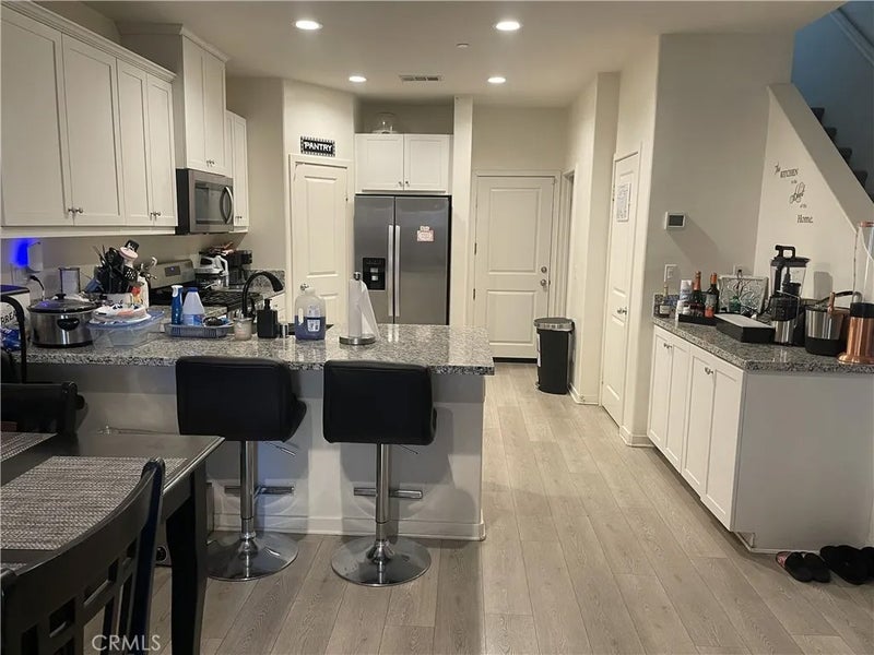 27347 Red Rock