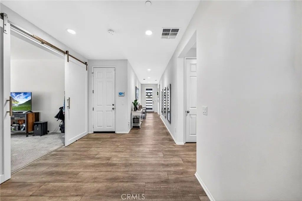 Photo of 32632 Jaenichen Ln, Menifee, CA 92584 (MLS # SW26083880)