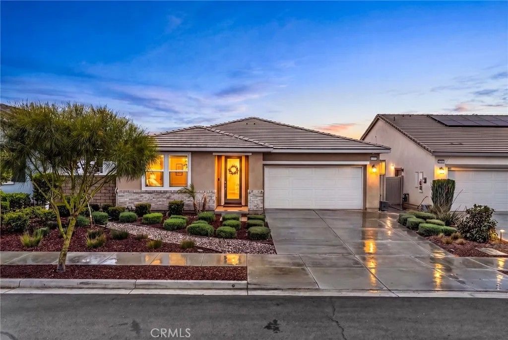Photo of 32632 Jaenichen Ln, Menifee, CA 92584 (MLS # SW26083880)