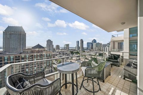 Tiny photo for 550 Front St #1306, San Diego, CA 92101 (MLS # 250040397)