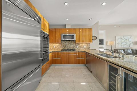 Tiny photo for 550 Front St #1306, San Diego, CA 92101 (MLS # 250040397)