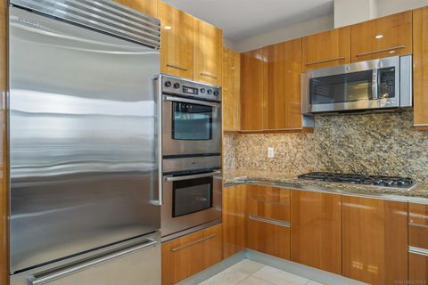 Tiny photo for 550 Front St #1306, San Diego, CA 92101 (MLS # 250040397)
