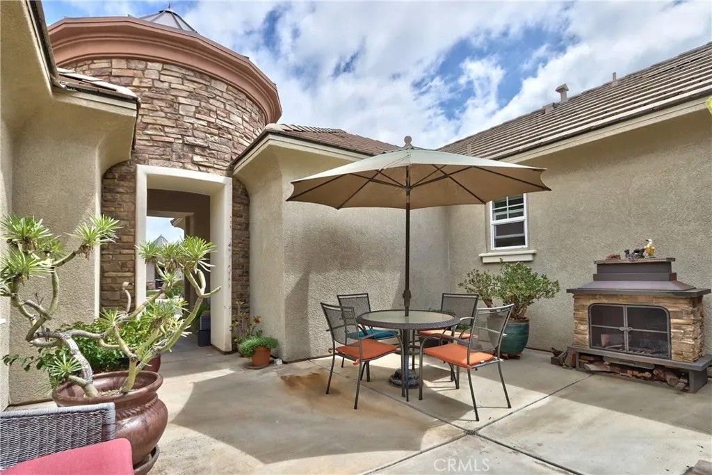 Photo of 1931 James Gaynor Street, Fallbrook, CA 92028 (MLS # SW25105198)