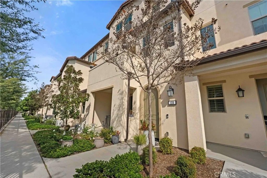 Photo of 135 Alder Ridge, Lake Forest, CA 92610 (MLS # OC26028196)