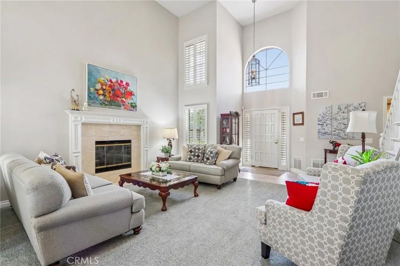 4914 Calle El Toro
