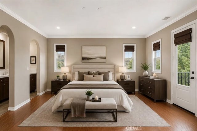55 Flamenco, Irvine