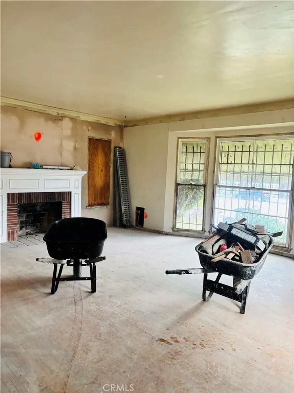 Photo of 8721 crenshaw BLVD, Inglewood, CA 90305 (MLS # DW26097569)